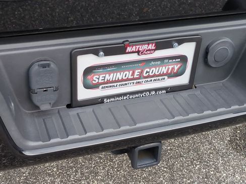 Used 2018 Chevrolet Colorado W/T w/ WT Convenience Package image 34