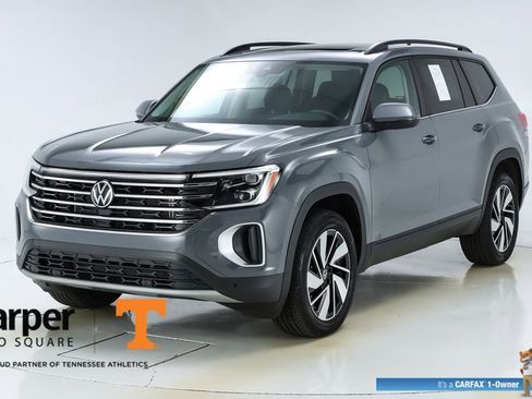 Used 2025 Volkswagen Atlas SE image 41