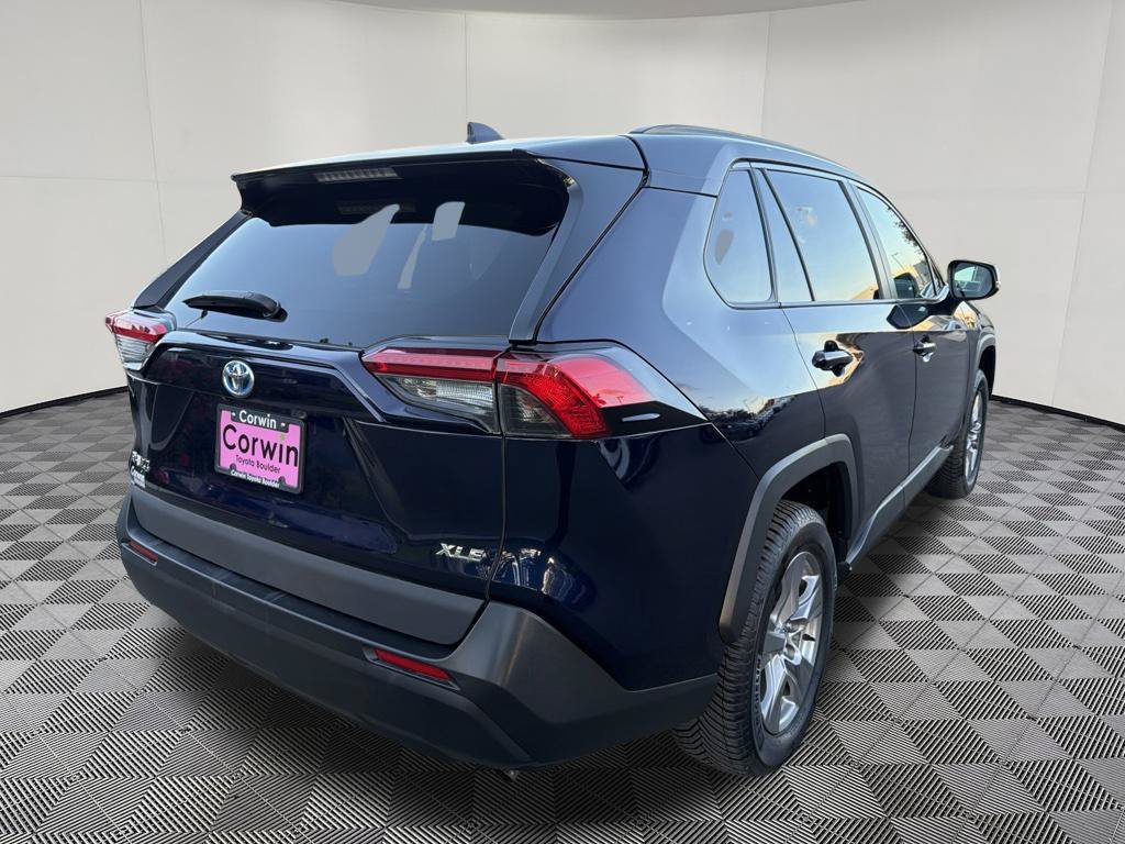 Used 2024 Toyota RAV4 XLE w/ Convenience Package AWD/4WD image 8