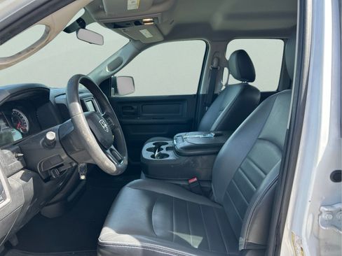 Certified 2022 RAM 1500 Tradesman RWD image 9