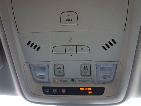 Used 2017 Cadillac XT5 Premium Luxury w/ Advanced Security Package image 39