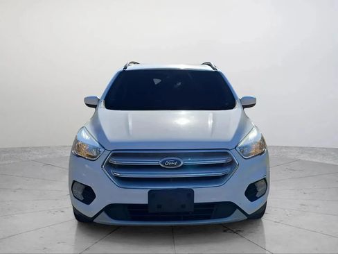 Used 2018 Ford Escape SE image 22