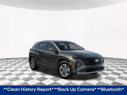 Used 2026 Hyundai Tucson Blue SE AWD/4WD image 2