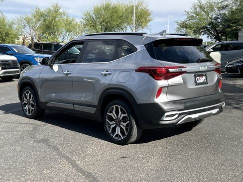 Used 2022 Kia Seltos SX w/ Sunroof Package AWD/4WD image 3