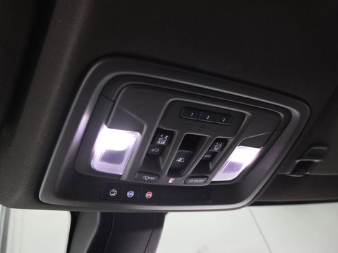 Used 2021 GMC Sierra 1500 Denali w/ Driver Alert Package II AWD/4WD image 63
