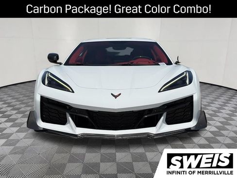 Used 2023 Chevrolet Corvette Z06 RWD image 3