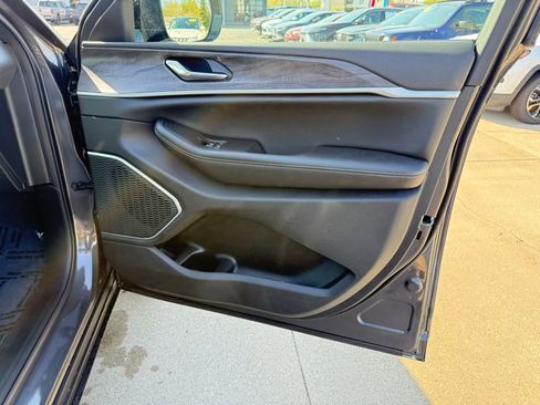 New 2026 Jeep Grand Cherokee L Limited AWD/4WD image 29