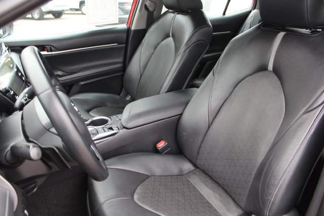Used 2019 Toyota Camry XSE FWD image 52