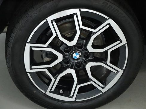 Used 2026 BMW X1 xDrive28i w/ Technology Package AWD/4WD image 13