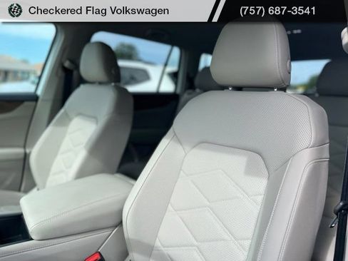 Used 2026 Volkswagen Atlas SE AWD/4WD image 20