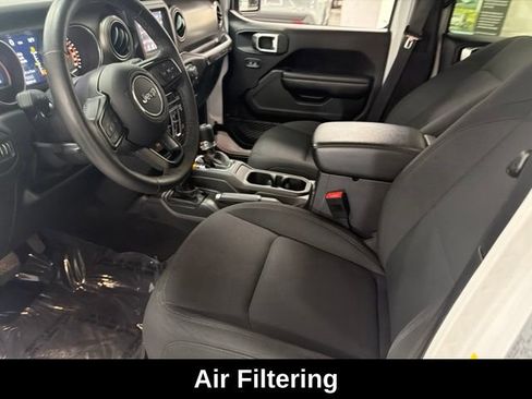 Used 2018 Jeep Wrangler Unlimited Sport S AWD/4WD image 15