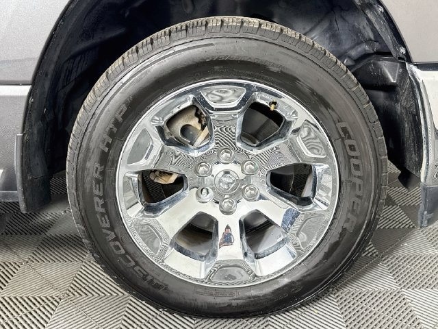 Used 2019 RAM 1500 Big Horn RWD image 29