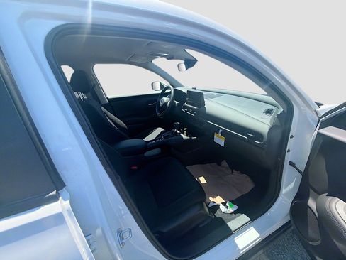 New 2027 Honda HR-V LX image 22