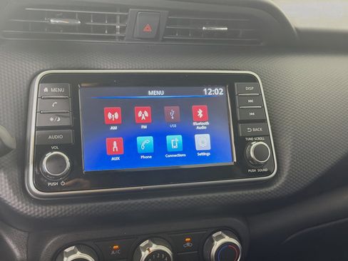Used 2024 Nissan Kicks S FWD image 19