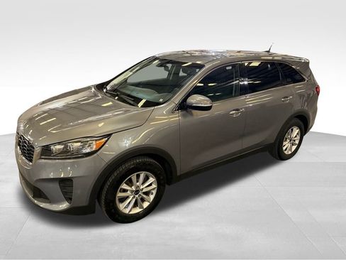 Used 2019 Kia Sorento L FWD image 8