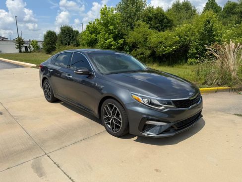 Used 2020 Kia Optima SE FWD image 8