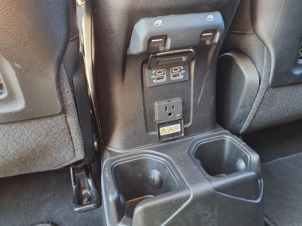 Used 2026 Jeep Gladiator Mojave AWD/4WD image 23