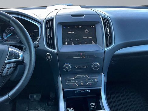 Used 2019 Ford Edge SEL w/ Equipment Group 201A AWD/4WD image 9