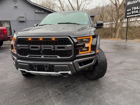 Used 2018 Ford F150 Raptor w/ Equipment Group 802A Luxury AWD/4WD image 6
