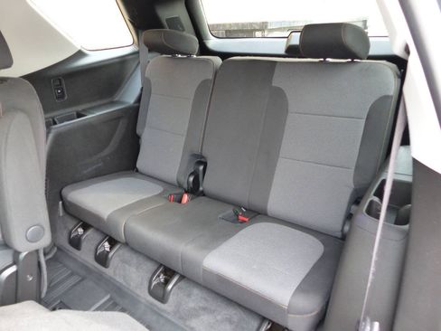 Used 2019 Chevrolet Traverse LT w/ LPO, Floor Liner Package AWD/4WD image 37