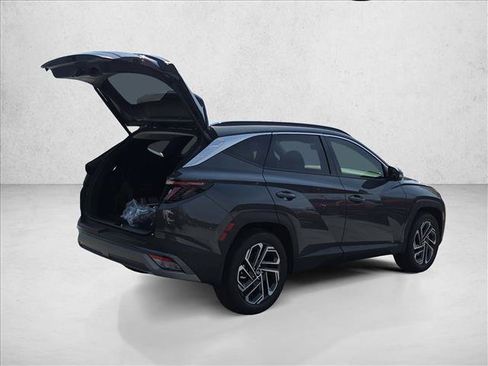 New 2026 Hyundai Tucson Limited FWD image 2
