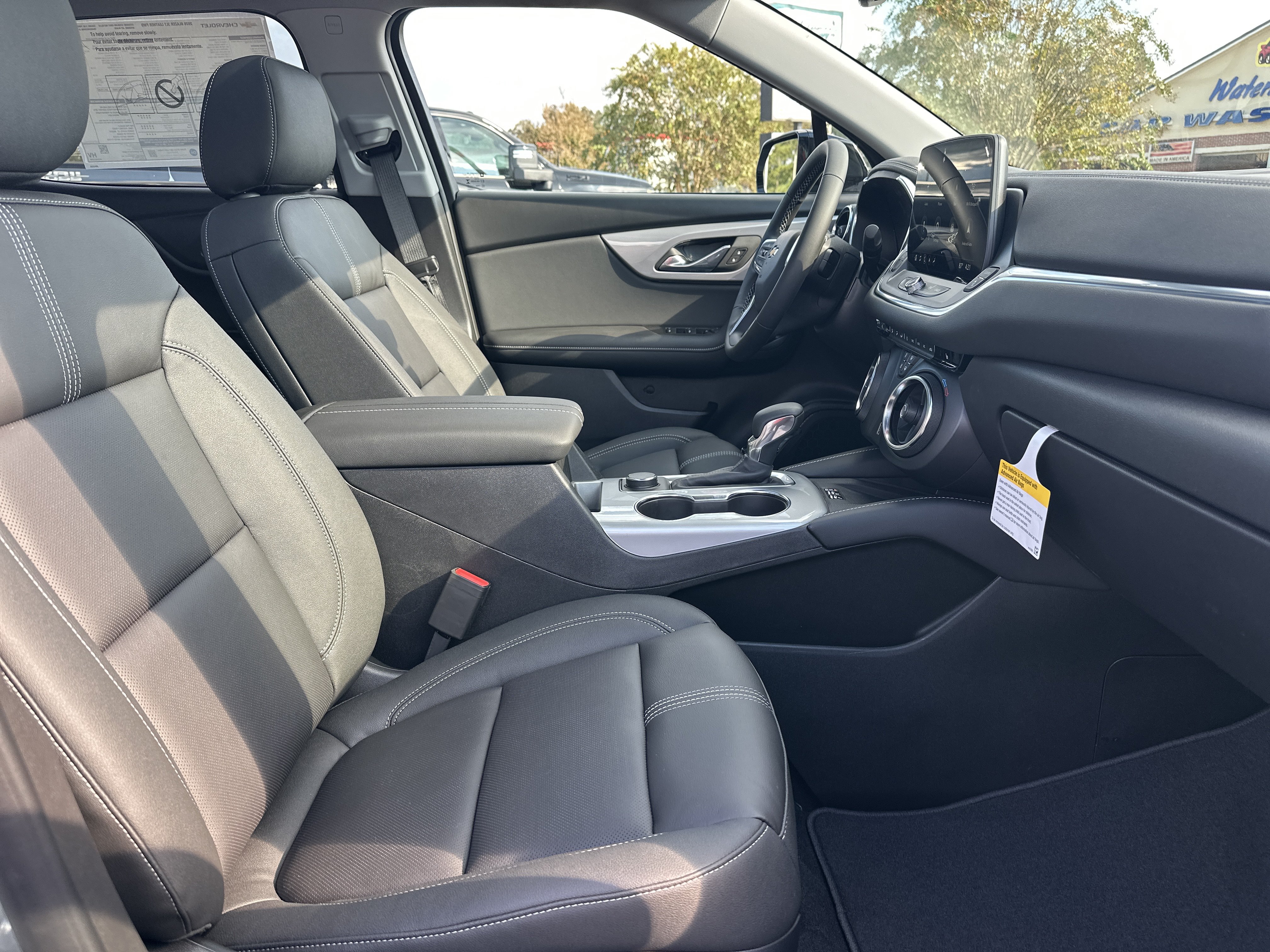 New 2026 Chevrolet Blazer LT w/ Sound & Technology Package FWD image 15