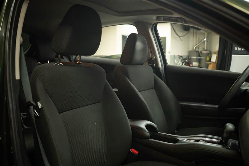 Used 2017 Honda HR-V EX image 14