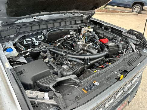 Used 2023 Ford Bronco Badlands image 23