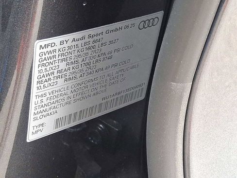 New 2025 Audi RS Q8 performance image 16