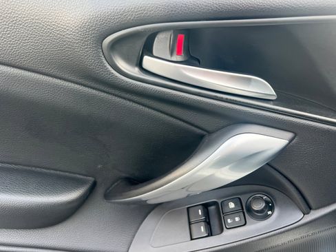 Used 2017 FIAT 124 Spider Classica image 13