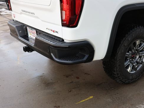 New 2025 GMC Sierra 1500 AT4X image 39