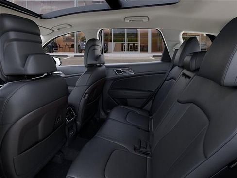 New 2026 Kia Sportage EX image 18