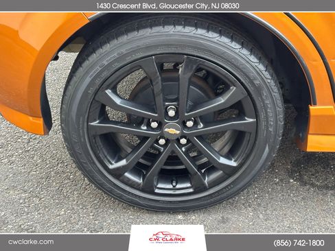 Used 2017 Chevrolet Sonic LT w/ Convenience Package image 31