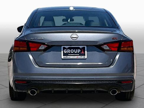 Used 2024 Nissan Altima 2.5 SR FWD image 5