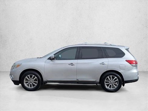 Used 2015 Nissan Pathfinder SL w/ SL Tech Package image 25