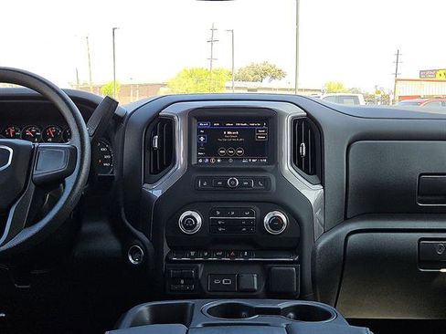 Certified 2025 GMC Sierra 2500 Pro w/ Convenience Package image 10