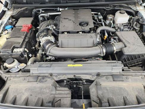 Certified 2025 Nissan Frontier SV AWD/4WD image 22