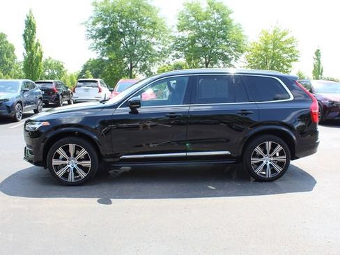 Used 2024 Volvo XC90 T8 Ultimate w/ Protection Package Premier AWD/4WD image 7