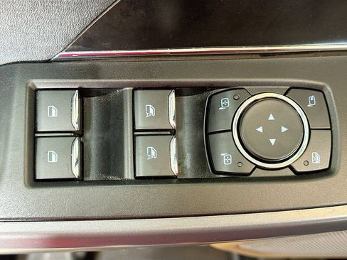 Used 2022 Ford F150 Lariat AWD/4WD image 19