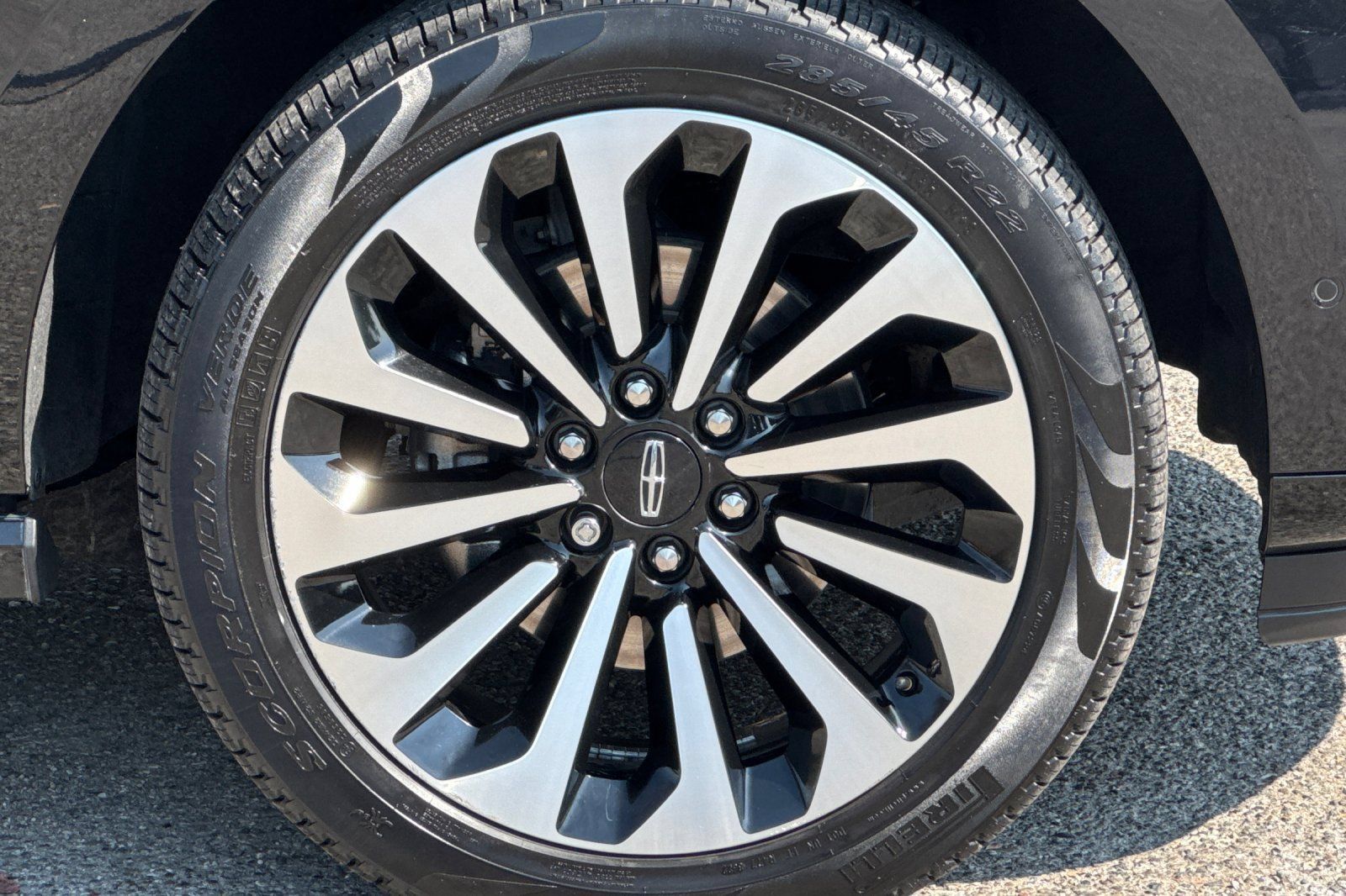 Certified 2023 Lincoln Navigator Reserve AWD/4WD image 26