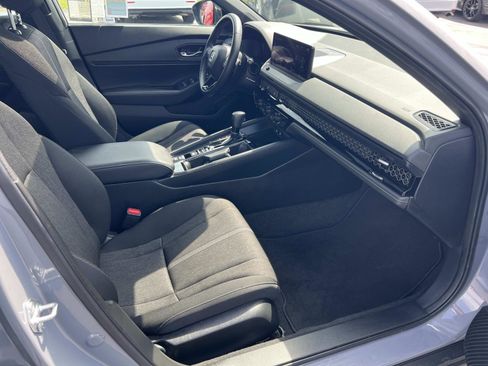 Certified 2023 Honda Accord Sport image 29