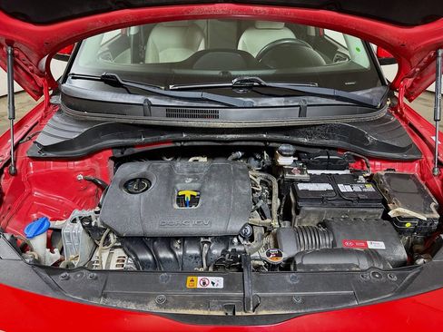 Used 2020 Kia Soul LX FWD image 25