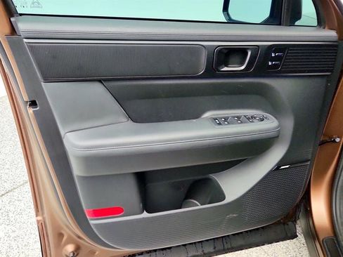 Used 2024 Hyundai Santa Fe Calligraphy FWD image 11