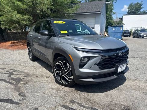 Used 2024 Chevrolet TrailBlazer RS w/ Convenience Package AWD/4WD image 1