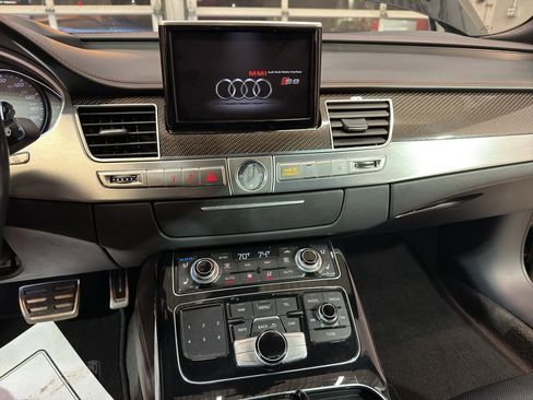 Used 2017 Audi S8 Plus image 18