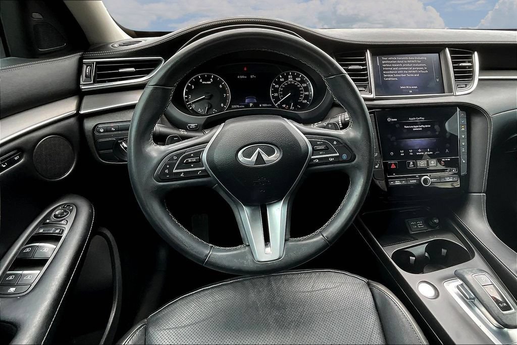 Used 2023 INFINITI QX50 Luxe FWD image 8