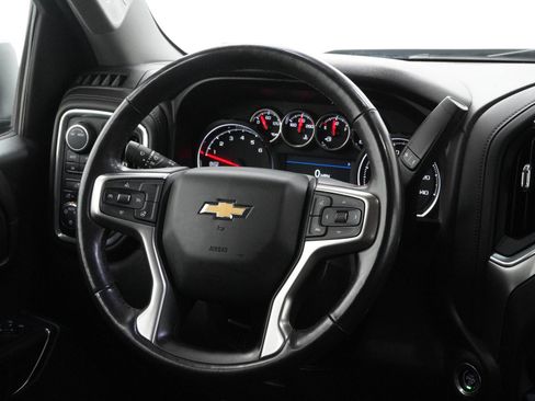 Used 2021 Chevrolet Silverado 1500 LT w/ Z71 Off-Road Package AWD/4WD image 14