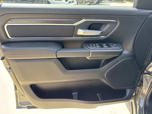 New 2026 RAM 1500 4x4 Crew Cab image 19