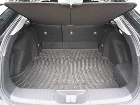 Used 2024 Toyota Prius LE image 11