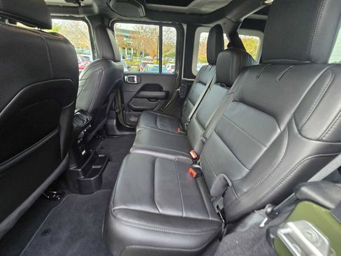 Used 2021 Jeep Wrangler Unlimited Sahara image 20